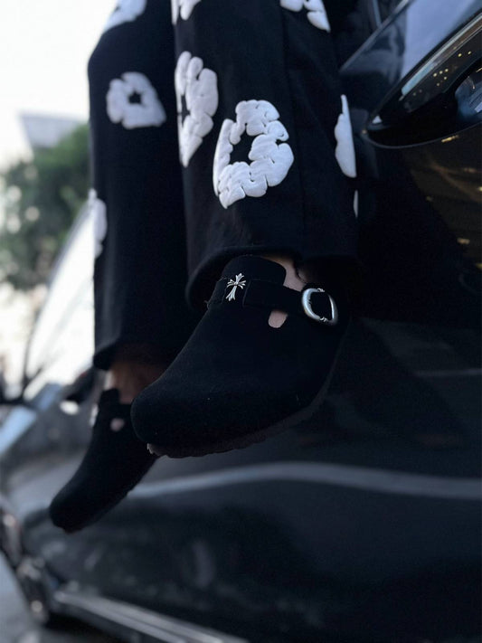 BLACK CHROMIES